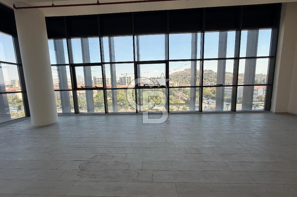 İSKİTLER İTFAİYE ÇARŞISI PLAZA KATINDA SATILIK LÜKS OFİS