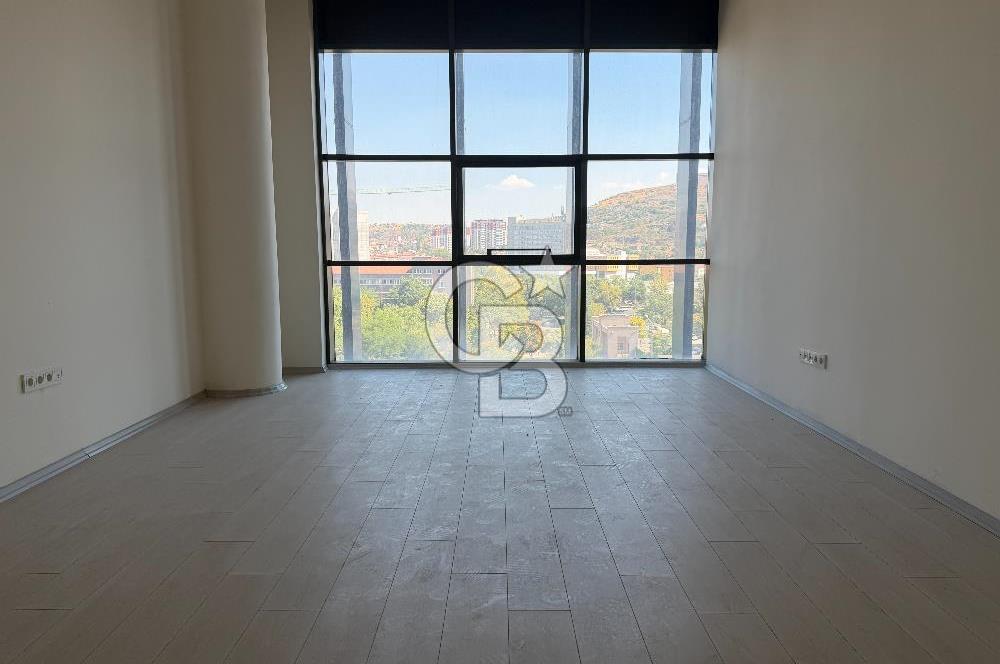 İSKİTLER İTFAİYE ÇARŞISI PLAZA KATINDA SATILIK LÜKS OFİS