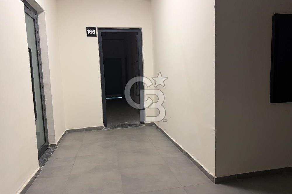 İSKİTLER İTFAİYE ÇARŞISI PLAZA KATINDA SATILIK LÜKS OFİS