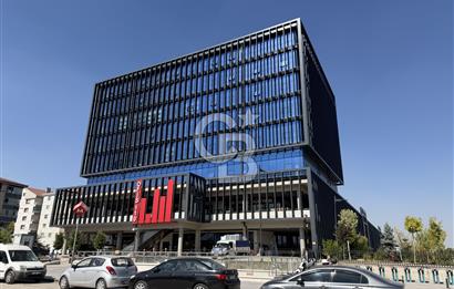 İSKİTLER İTFAİYE ÇARŞISI PLAZA KATINDA SATILIK LÜKS OFİS