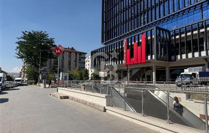 İSKİTLER İTFAİYE ÇARŞISI PLAZA KATINDA SATILIK LÜKS OFİS