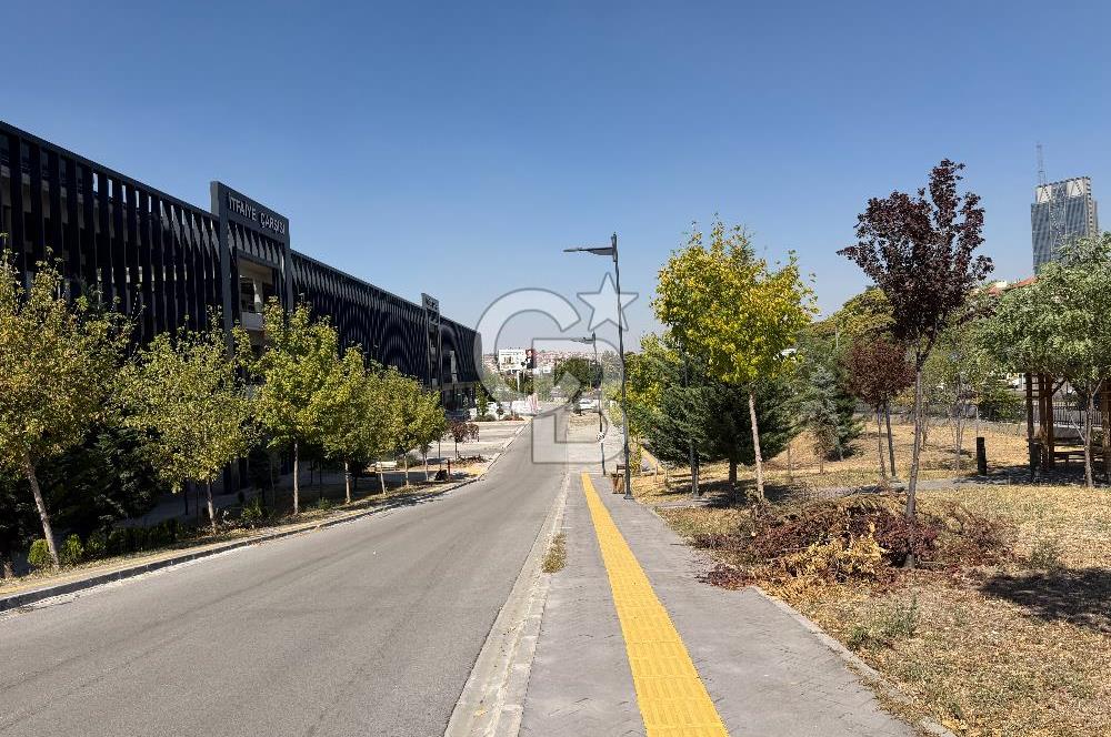İSKİTLER İTFAİYE ÇARŞISI PLAZA KATINDA SATILIK LÜKS OFİS
