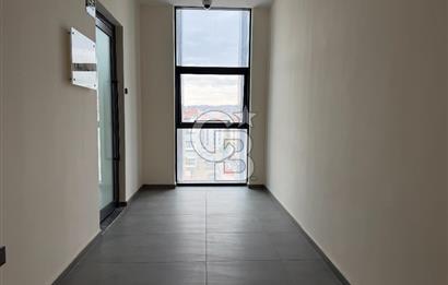İSKİTLER İTFAİYE ÇARŞISI PLAZA KATINDA SATILIK LÜKS OFİS