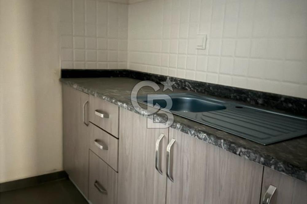 İSKİTLER İTFAİYE ÇARŞISI PLAZA KATINDA SATILIK LÜKS OFİS