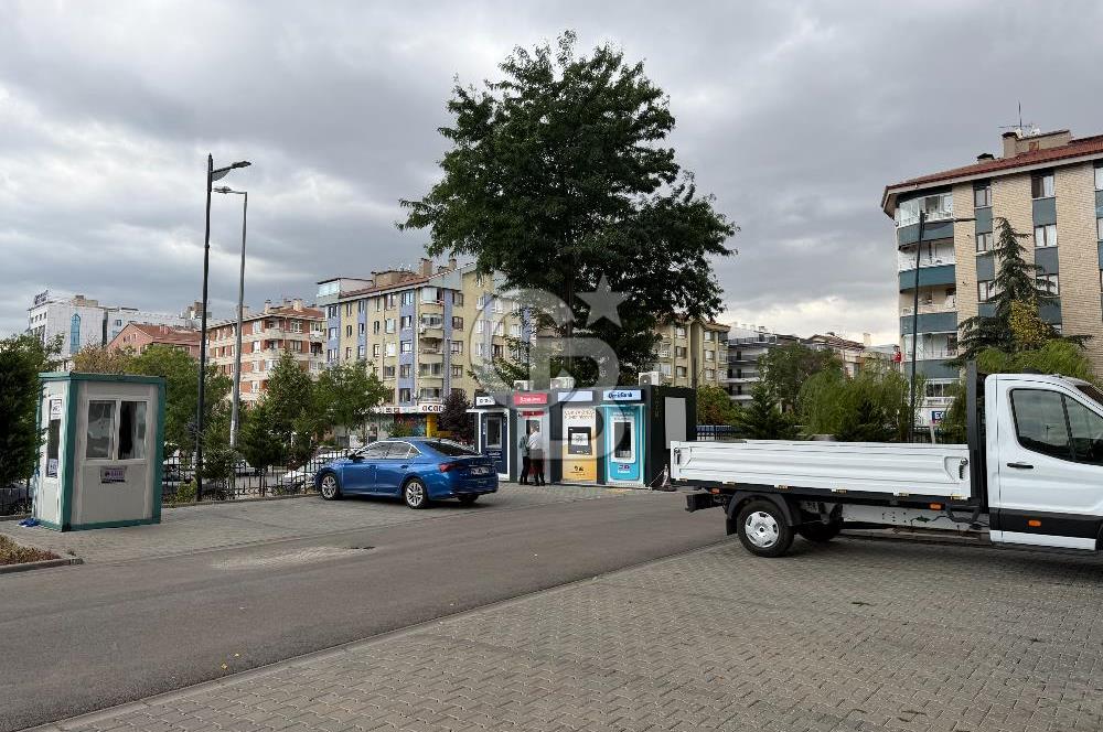 İSKİTLER İTFAİYE ÇARŞISI PLAZA KATINDA SATILIK LÜKS OFİS