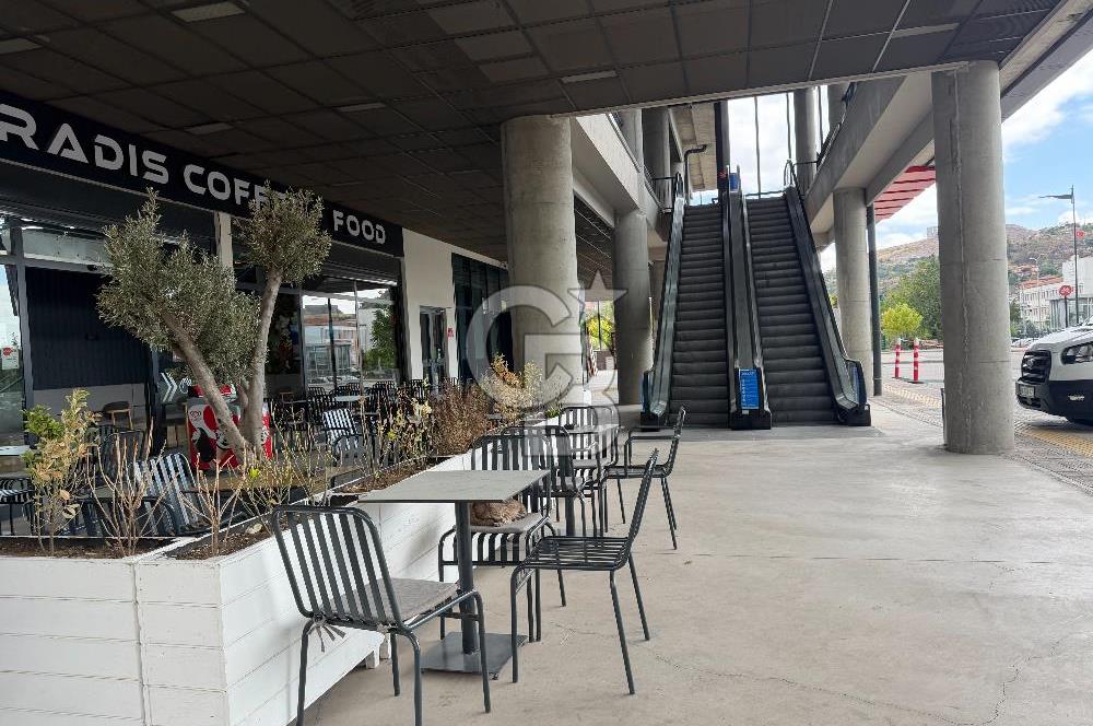 İSKİTLER İTFAİYE ÇARŞISI PLAZA KATINDA SATILIK LÜKS OFİS