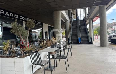 İSKİTLER İTFAİYE ÇARŞISI PLAZA KATINDA SATILIK LÜKS OFİS