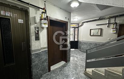Seferihisar Camikebir'de Site İçinde Geniş 3+1 | 125 m² Net
