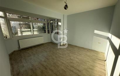 Seferihisar Camikebir'de Site İçinde Geniş 3+1 | 125 m² Net