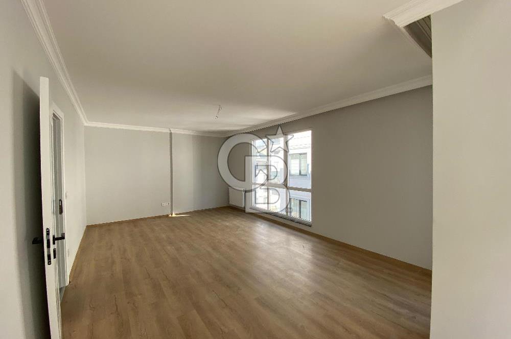 ÜSKÜDAR BURHANİYE'DE EKŞİOĞLU KONAKLARI'NDA MODERN KİRALIK DAİRE