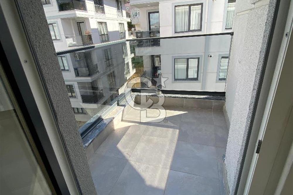 ÜSKÜDAR BURHANİYE'DE EKŞİOĞLU KONAKLARI'NDA MODERN KİRALIK DAİRE