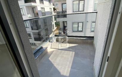 ÜSKÜDAR BURHANİYE'DE EKŞİOĞLU KONAKLARI'NDA MODERN KİRALIK DAİRE