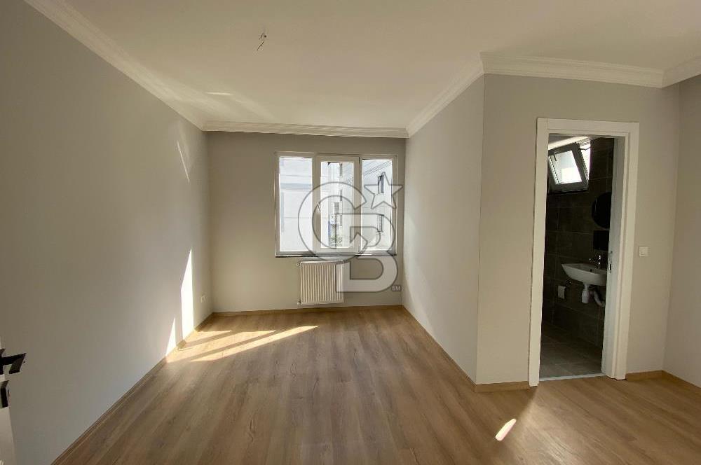 ÜSKÜDAR BURHANİYE'DE EKŞİOĞLU KONAKLARI'NDA MODERN KİRALIK DAİRE
