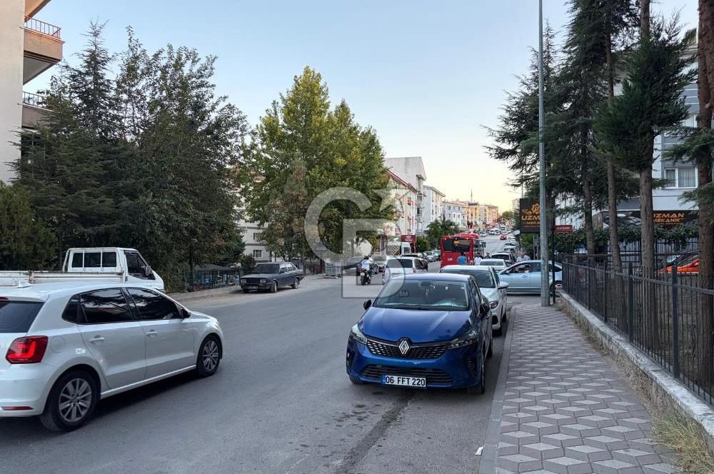 Etimesgut Merkezde, Cadde Üzeri 75 m² Kiralık Köşe Başı Dükkan