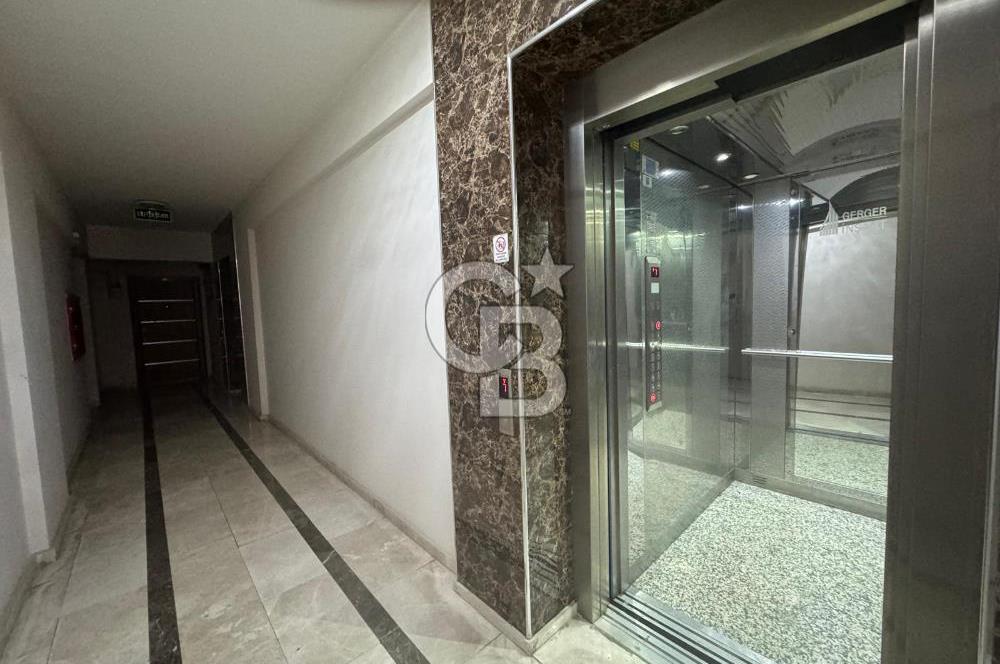 BAYRAKLI SOĞUKKUYU'DA LÜKS, GENİŞ VE EBEVEYN BANYOLU 3+1 KİRALIK DAİRE!
