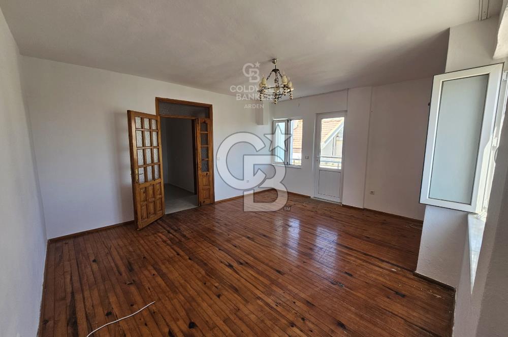 DATÇA MERKEZ DE CB ARDEN DEN DENİZE ÇOK YAKIN  3+1 KİRALIK DAİRE