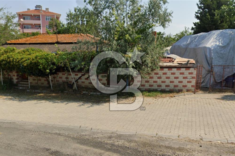 Tekirdağ Çorlu Şahpaz'da Köy İçi 760 M² Satılık Arsa & Yapılar!