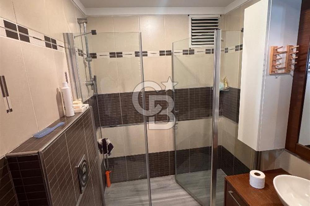 FIRSAT,AKMERKEZİN KARŞISINDA YATIRIMLIK 1+1