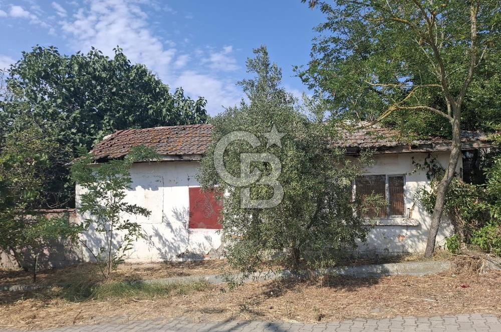Tekirdağ Çorlu Şahpaz'da Köy İçi 760 M² Satılık Arsa & Yapılar!