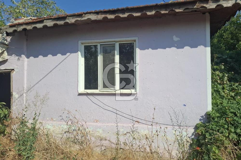 Tekirdağ Çorlu Şahpaz'da Köy İçi 760 M² Satılık Arsa & Yapılar!