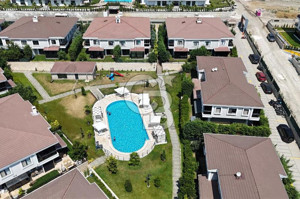 ZAFER MAH. IHLAMUR VİLLALARI SİTESİNDE SATILIK VİLLA