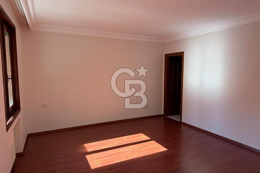 Üsküdar Altunizade Mah. Çamlık Sitesinde 4+1 Kiralık Daire