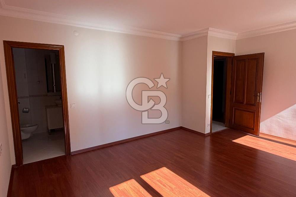 Üsküdar Altunizade Mah. Çamlık Sitesinde 4+1 Kiralık Daire