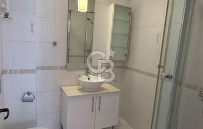 Üsküdar Altunizade Mah. Çamlık Sitesinde 4+1 Kiralık Daire