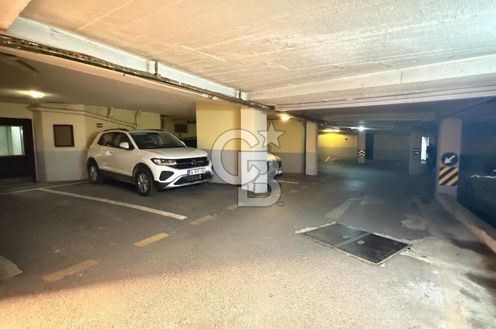 Üsküdar Altunizade Mah. Çamlık Sitesinde 4+1 Kiralık Daire