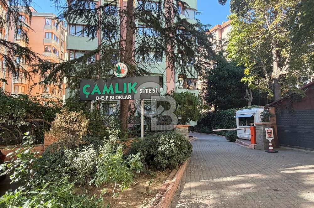 Üsküdar Altunizade Mah. Çamlık Sitesinde 4+1 Kiralık Daire