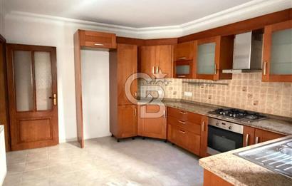 Üsküdar Altunizade Mah. Çamlık Sitesinde 4+1 Kiralık Daire