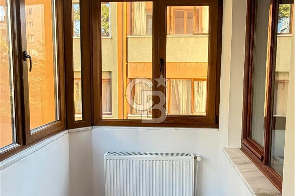 Üsküdar Altunizade Mah. Çamlık Sitesinde 4+1 Kiralık Daire