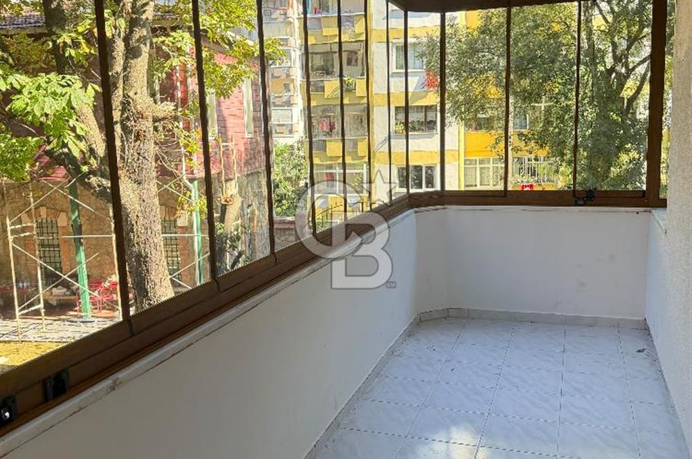 Üsküdar Altunizade Mah. Çamlık Sitesinde 4+1 Kiralık Daire