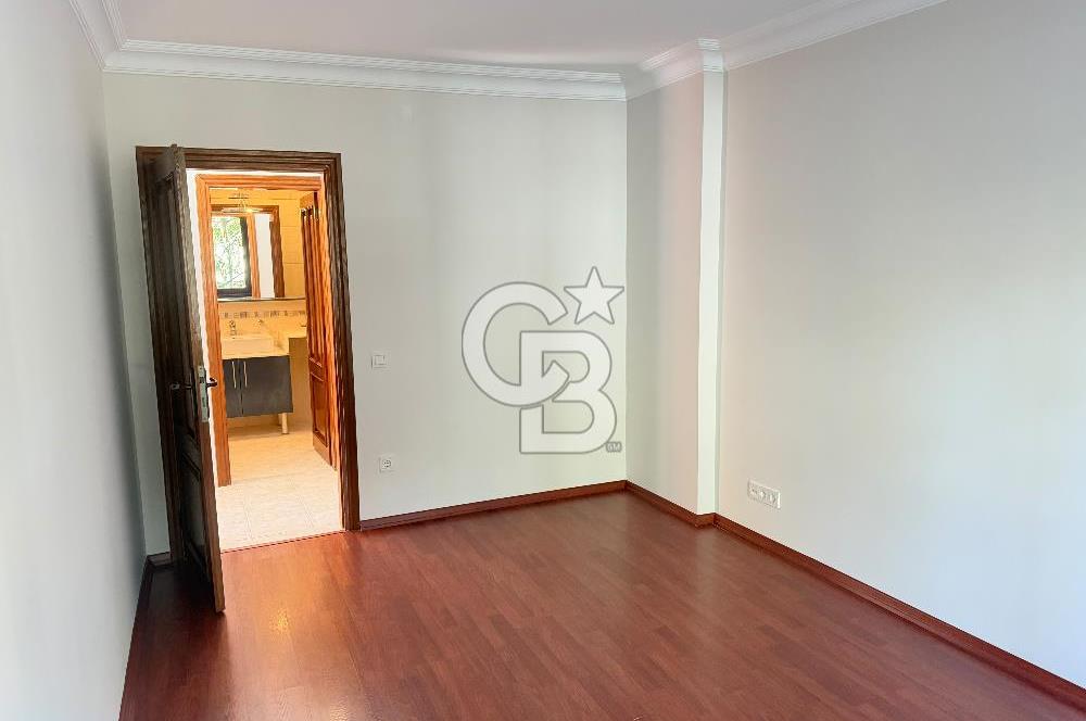 Üsküdar Altunizade Mah. Çamlık Sitesinde 4+1 Kiralık Daire