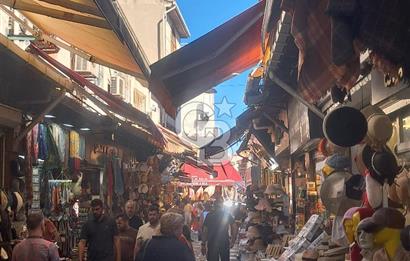 Kapalı Çarşı Girişinde, Prestijli, Satılık Depolu Dükkan