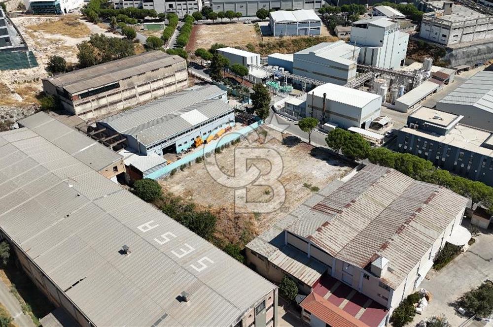 İZBAŞ İzmir Serbest Bölgede Satılık 2.696 m² Arsa