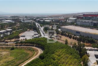 İZBAŞ İzmir Serbest Bölgede Satılık 2.696 m² Arsa - 1 - 373180