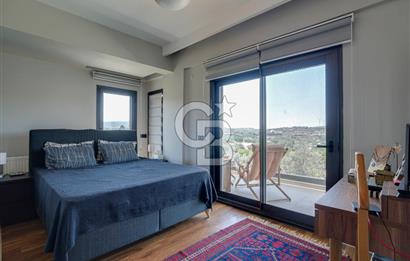 ÇEŞME MUSALLADA ÖNÜ AÇIK | 180 M² NET | GENİŞ HAVUZLU VİLLA