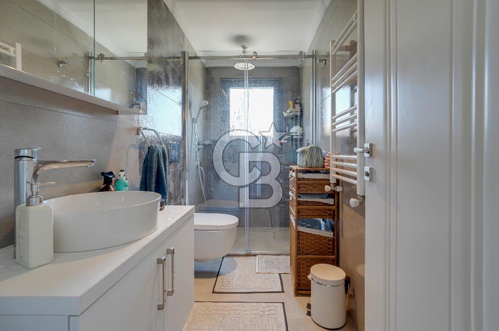 ÇEŞME MUSALLADA ÖNÜ AÇIK | 180 M² NET | GENİŞ HAVUZLU VİLLA