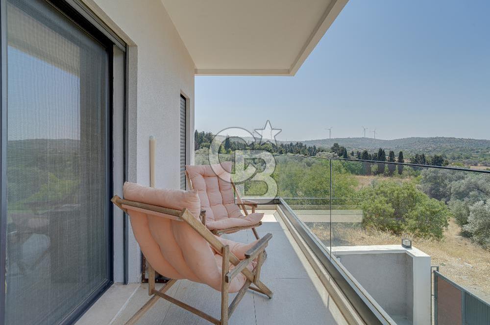 ÇEŞME MUSALLADA ÖNÜ AÇIK | 180 M² NET | GENİŞ HAVUZLU VİLLA