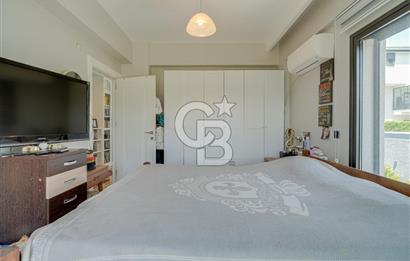 ÇEŞME MUSALLADA ÖNÜ AÇIK | 180 M² NET | GENİŞ HAVUZLU VİLLA