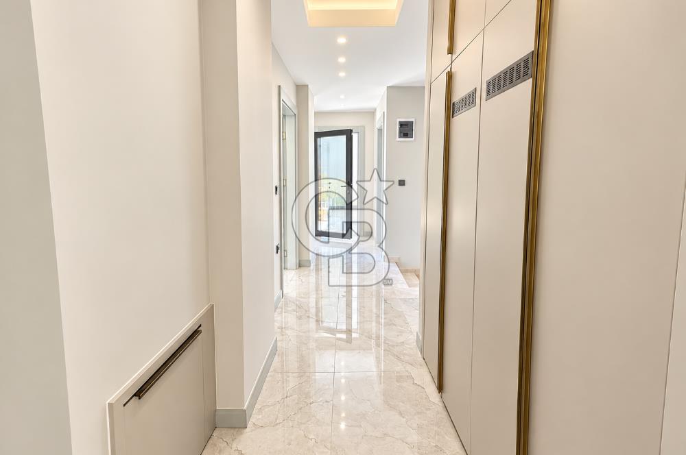 KÜÇÜKKUYU MIHLIDA DENİZE 200 METRE 206 M² 4+1 MÜSTAKİL VİLLA