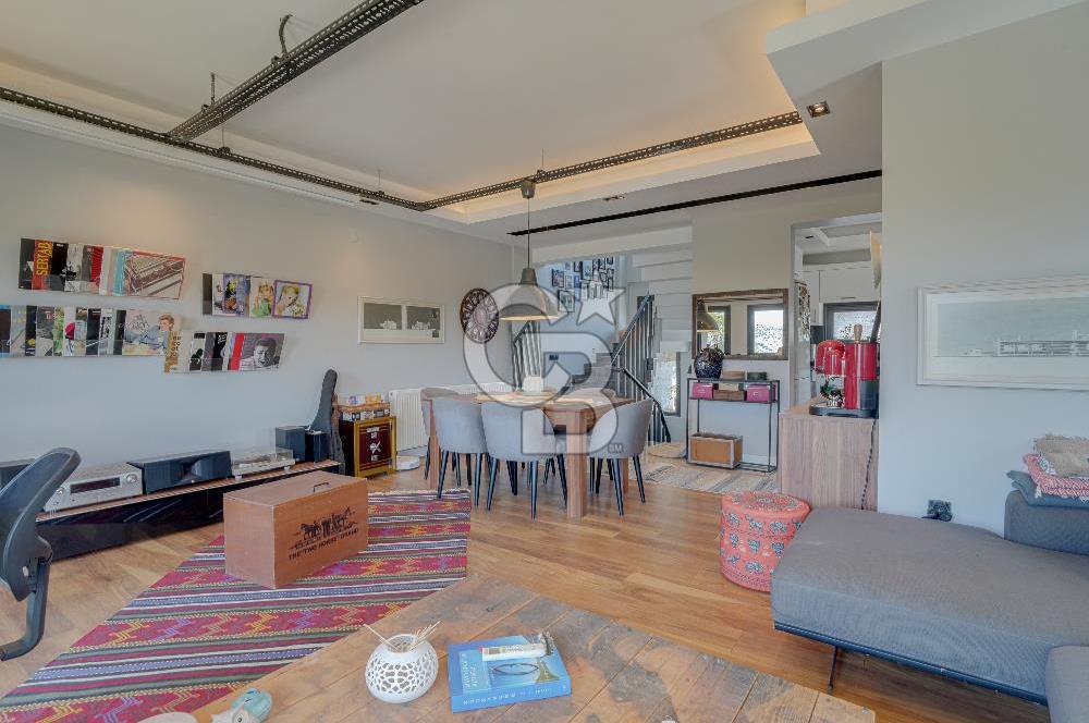 ÇEŞME MUSALLADA ÖNÜ AÇIK | 180 M² NET | GENİŞ HAVUZLU VİLLA