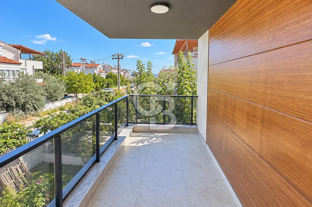KÜÇÜKKUYU MIHLIDA DENİZE 200 METRE 206 M² 4+1 MÜSTAKİL VİLLA