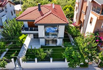 KÜÇÜKKUYU MIHLIDA DENİZE 200 METRE 206 M² 4+1 MÜSTAKİL VİLLA - 1 - 373179