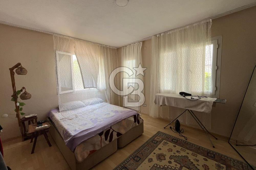 URLA SANAT SOKAĞI YAKINI BAHÇE KULLANIMLI 2+1 SATILIK DAİRE 