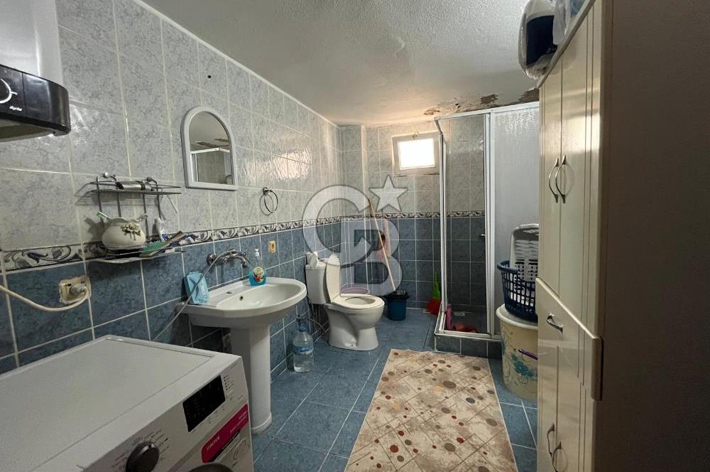 URLA SANAT SOKAĞI YAKINI BAHÇE KULLANIMLI 2+1 SATILIK DAİRE 