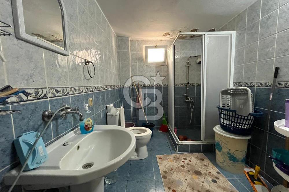 URLA SANAT SOKAĞI YAKINI BAHÇE KULLANIMLI 2+1 SATILIK DAİRE 