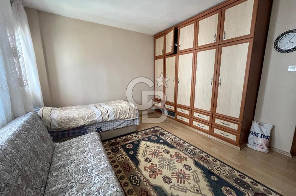 URLA SANAT SOKAĞI YAKINI BAHÇE KULLANIMLI 2+1 SATILIK DAİRE 