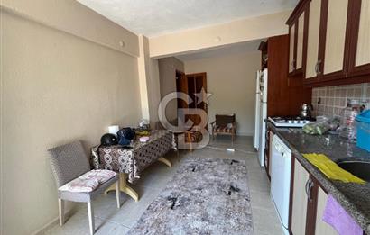 URLA SANAT SOKAĞI YAKINI BAHÇE KULLANIMLI 2+1 SATILIK DAİRE 
